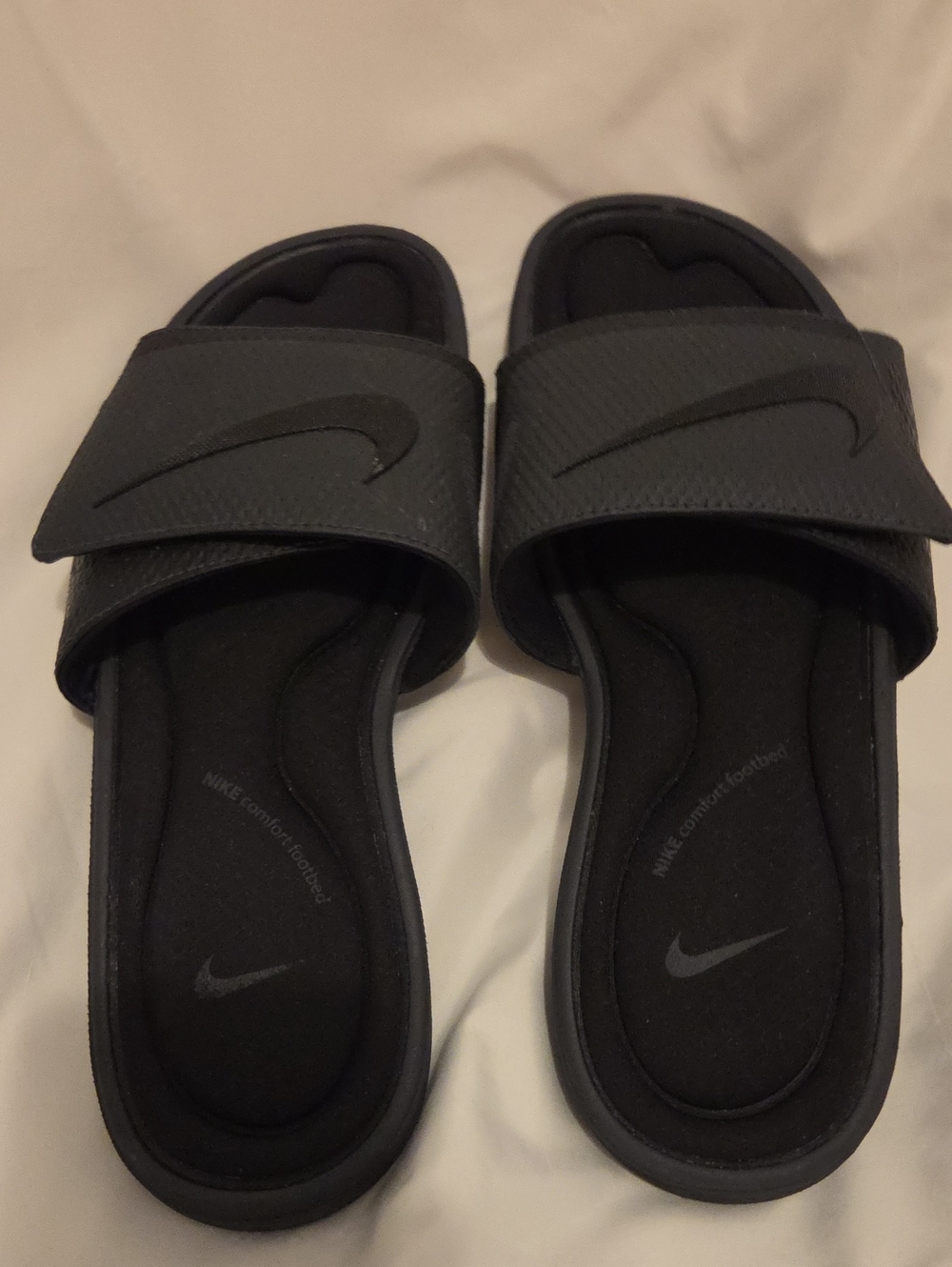 Nike Men’s Black Slide Sandals with Swoosh Strap